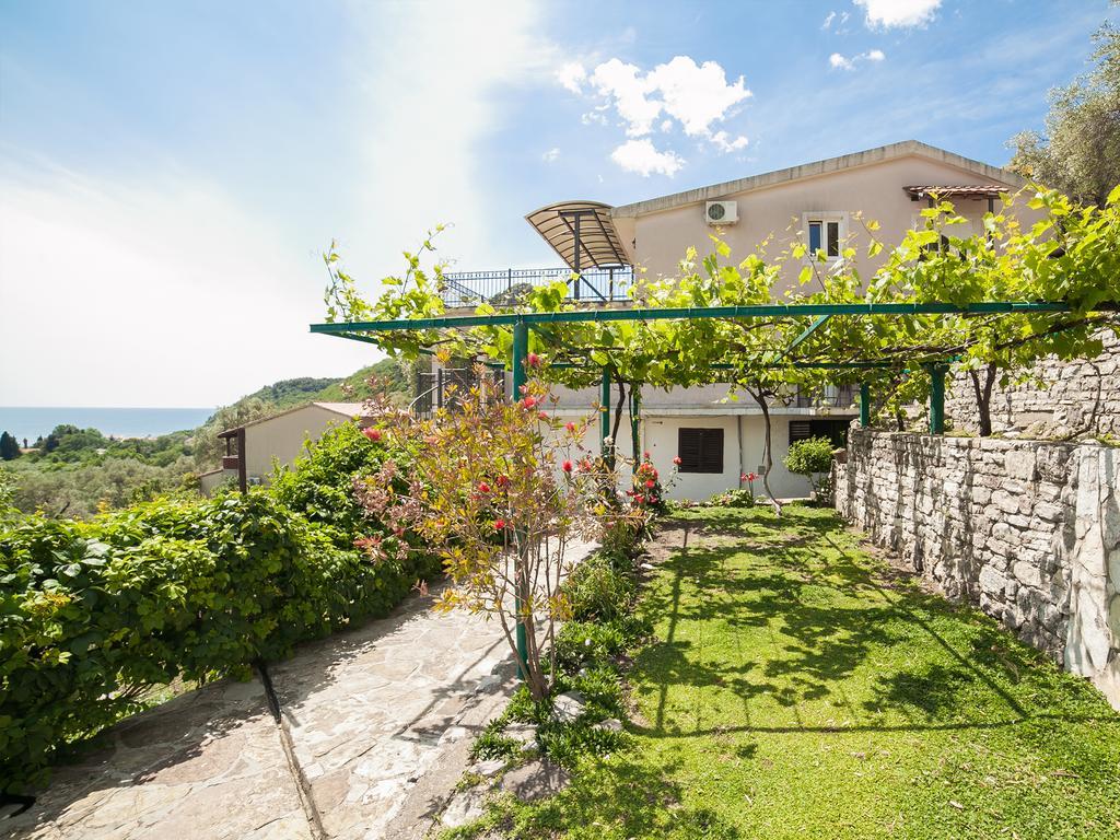 Midzor Apartment