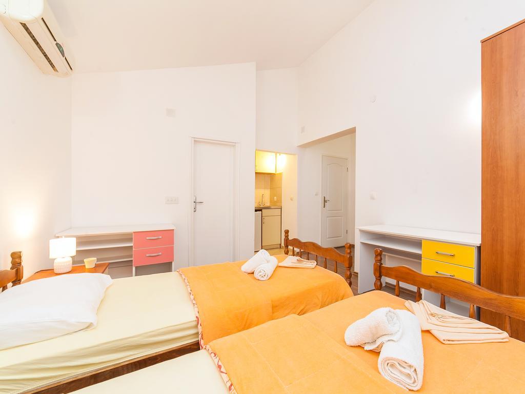Midzor Apartment