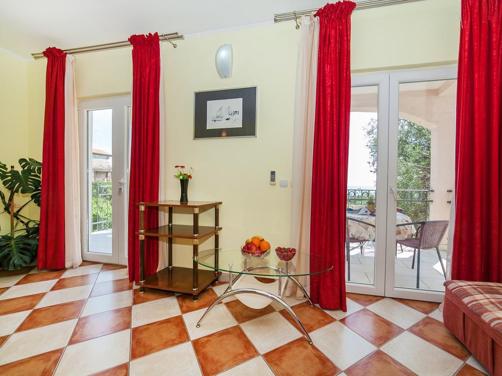 Midzor Apartment *